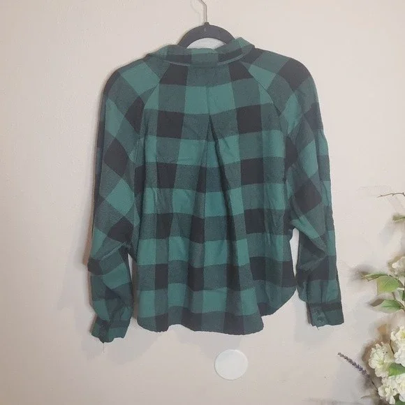 BDG Urban Outfitters Green and Black plaid Tie front long sleeve Top - Picture 5 of 9